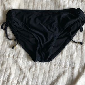 Bikini bottoms size M